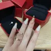 ファッションラグジュアリーデザイナーCartiylyly Band Rings High Edition 18K Rose Gold Classic Ring Au750 Men and Womens Wedding v Gold Love Signature Ring Uhq6
