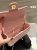 Vintage Classic CF Omuz Tasarımcı Çanta Zincir Moda Kadınları ile Küçük Kuzular Crossbody Çanta Saplanmış Kapaklı Kapak Çantası Çanta Lüks Tote Çanta Debriyaj Cüzdan