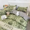 Luxurious Queen Stylish Nordic Silky Size Quilt Cover Set with Breathable Embroidery Bed Sheet for Double Sheets 240226