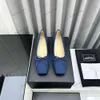 Designerskor denim lambskin balettlägenheter bow mary jane fyrkantig tå platt loafer mule kvinnor vår sommar sandal quiltad slip på ballerina glider chan 2024