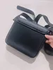 Nuevo bolso cruzado para hombre, bolsos de mensajero, bolso con solapa que combina con todo, bolsos clásicos de moda para cámara, hombro