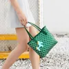 Projektanści luksusowe torby koreańskie małe torby kubełkowe z wydrukowaniem pojedynczych ramionowych damskich kobiet 2024