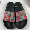 Chinelos de designer floral para homens mulheres verão borracha couro casual slides moda luxo plana engrenagem sola sandles homem praia sapatos sandálias