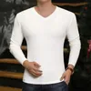 Mode 2024 Långärmad tshirt Mens Vneck Casual Tshirts Slim Fit Base Layer Tops Oversize Blus 240223