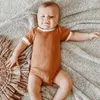 Rompertjes 0-24M Baby Romper 2024 Lente Zomer Jongen Meisje Kleding Korte Mouwen Een Stuk Driehoek jumpsuit Zachte Katoenen Doek