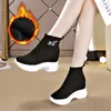 Sapatos casuais femininos vulcanizados plataforma de outono e inverno mais meias elásticas de veludo botas de alta ajuda eva tênis