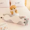 Grande tamanho longo gato brinquedos de pelúcia bonito animal macio escritório pausa nap dormir almofada almofada presente boneca para crianças 240223