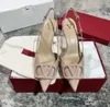 2024 أحذية مصممة العلامة التجارية Women Slingback Heels Pumps Sexy Pointed Toe Stiletto Sential Party Shoes for Women Zapatos 8cm 10cm Size 35-44