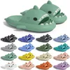 Frete Grátis Designer Shark Slides One Sandália Chinelo para Homens Mulheres GAI Sandálias Pantoufle Mules Homens Mulheres Chinelos Treinadores Flip Flops Sandles Color24 Tendências