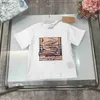 الفتيات الفتيات الفتاة الفتيان تي شيرت ركوب الخيل نمط طفل Tshirt حجم 100-150 سم مصمم الأطفال ملابس الصيف طفل قصير الأكمام 24Mar