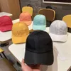 Gorra de diseñador Gorra de diseñador de lujo Modelos personalizados informales británicos de gorras de béisbol para hombres y mujeres Tejido de algodón unisex Suave y cómodo Gran marca Buena con el