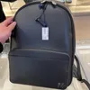 Kvinnor Totes Designer ryggsäck axelväskor klassiska unisex handväskor svart rygg pack tecken metall dragkedja högkvalitativ multi fickor skolväska