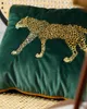 Cheetah Borduren Kussensloop Kussenhoes Fluweel Jungle Cojines Decorativos Para Sofa Groen Kussens Kussens Coussin4041101