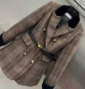 Frauenanzüge Blazers Designer Marke Frühes Frühling Neues Nanyou CE Premium Britisch -Stil Velvet Patchwork Kragen und Manschetten Slim Fit Plaid Bundesjacke KMAJ