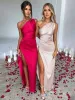 Kleid WeiYao Sexy Maxikleider für Damen 2023 One Shoulder Split Bodycon Rotes Kleid Elegant Party Abend Damen Langes Sommerkleid