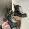 Botas Pmwrun 2024 Versão Coreana Outono e Inverno Moda Mangas de Malha Estilo Britânico High-Top Grosso Bottom Aumentar Fino