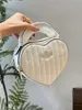 Desinger herzförmige Tasche Mini süße Umhängetasche Herz-Serie Damen Kirsche Umhängetasche Handtasche Retro Cloud Totem herzförmige modische rosa Umhängetasche