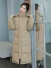 Parkas Winter Coat Lågt pris till försäljning ned bomullsjacka 2023 Ny mode koreansk lång lös tjock värme huva Parkas -kappa