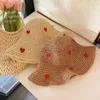 Chapéus de aba larga Chapéus de balde Chapéus de verão femininos chapéus de sol femininos chapéus de grama em forma de coração chapéus de crochê Panamás UV proteção solar chapéus de sombreamento J240305