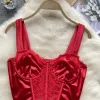 Camis Femmes Sexy Satin Débardeur Irrégularité Dentelle Patchwork Camisole D'été Dos Nu Style Américain Corset Hot Girl Rouge Crop Tops