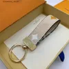 Schlüsselanhänger Hohe Qualität Schlüsselanhänger Klassisch Exquisit Braun Damen Herren Designer Auto Schlüsselanhänger Zinklegierung Buchstabe Unisex Lanyard Gold Schwarz Metall Kleiner Schmuck Lov 02L240305