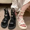 Sandalen 2024 Sommer High Top Dicker Boden Modische Damen Runder Kopf Hohl Lässig Weich Flach