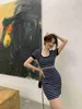 Designer Shenzhen Nanyou haut de gamme Miu maison printemps et été élastique mince bleu marine rayure robe tricotée BUKC