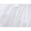 Kvinnors blusar Traf överdimensionerad vit skjorta Kvinnor Knappa upp Long Woman Asymmetric Studs -skjortor för 2024 ärm och