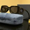 Lüks Tasarımcı Güneş Gözlüğü Erkek Kadın Güneş Gözlüğü Gözlükleri Marka Lüks Güneş Gözlüğü Moda Klasik Leopar UV400 Gözlük Çerçeve Seyahat Plaj Mektubu G Fabrikası 01xm2t