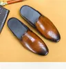 ドレスシューズpdep豪華な高品質のメンズ本物のレザー彫刻スライドスリッパ夏半分zapatos de hombre schuhen herren