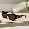 النظارات الشمسية للأزياء للرجال Classic 421 Retro Eyewear Designers Outdoor Beach Diamond Style Goggles UV400 مضاد للوحة العدسة