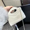 Kadın Klasik Kapitone 31 Mini Debriyaj Çantaları Altın Metal Donanım Matelasse Zincir Crossbody Omuz Çantaları Dönüş Kilit Pırlanta Kafes Dış Çöp 20x17cm 2 Renk