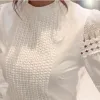 Chemisier été nouvelles femmes Blouses mince fond à manches longues chemise blanche dentelle crochet fleur creux chemises décontractées Blouse