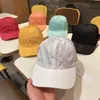 Gorra de diseñador Gorra de diseñador de lujo Modelos personalizados informales británicos de gorras de béisbol para hombres y mujeres Tejido de algodón unisex Suave y cómodo Gran marca Buena con el