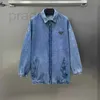 Herrjackor designer tidigt på våren ny produkt tvättad blå triangel dekorativ flip krage dragkedja smal denim coat gr6f