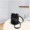 Classic Pull Closure the Marc Leather BUCKET Bag Womens Men Handbag Original Tote Drawstring Shoulder Hot Fashion Designer Buckets