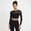 Survêtements pour femmes Femmes deux pièces Fitness Yoga Set Couleur unie Respirant Séchage rapide Costume de course 2-en-1 Chemise à manches longues Vêtements de sport ajustés J240305