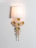 Lâmpadas de parede Golden Flower Cristal Sala de estar Fundo Sconces Luzes Americana Arte Francesa Luxo Quarto Decoração Luminárias