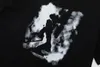 24SS Роскошные парижские бренды Дизайнерская футболка L с коротким рукавом с круглым вырезом Дышащая футболка для мужчин и женщин для любителей моды с принтом группы на открытом воздухе Уличная одежда V футболка Одежда