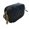 Ny Diamond Lattice Women's Crossbody Makeup Bag Metal Chain Carrier med guld hårdvara dragkedja dekoration VIP -gåva