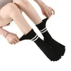 Skarpetki Socki Silikonowe DOT Non-Slip Stripes Sport Bawełniany rozdzielenie palców u stóp żeńska hosierska środkowa rurka pięcioletni