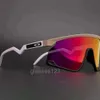 2024..Lunettes de soleil Oakleies Designer Oakly Okley Oki Lunettes de cyclisme Oo9098 Sports de vélo Polarisées Ensemble de trois pièces Courir coupe-vent et anti-sable VGU2