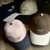 Бейсбольные кепки, универсальная бейсболка контрастного цвета, мужская и женская бейсболка с глубоким топом и длинными полями, маленькая солнцезащитная кепка, выглядящая как лицо