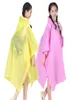 Återanvändbara barn Raincoat Cartoon Transparent vattentät regntät Regnrock Barn huva mantel typ Poncho Student Rainsuit7113227