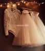Vintage Lace Flower Girl Dresses Two Pieces Ball Gown Tutu Sash Ribbon Golvlängd Illusion Jewel Neck 2019 Custom Made Girls Pag4412680