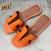 Sandalen Luxe Slippers Dames Slides Platte slippers Glijbaan Strand Sandaal Slipper Schoenen Designer Oranje Krokodillenleer Zomer Leermaat