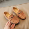 Sneakers Vintage PU Leather Designer Baby Boys Shoes Slip on Weave Plaid Fashion Kids Shoes Boy Formal Dress Shoes Toddler Boy D12102 220909