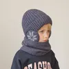 Ensemble écharpe et chapeau d'hiver pour garçons et enfants, bonnet tricoté en peluche avec housses de Protection des oreilles chaudes