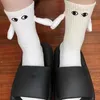 Mulheres meias epligg unissex segurando as mãos longas em preto branco meninas kawaii sucção magnética casal meia de algodão