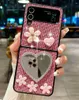 Zflip5 bling elmas ayna kılıfları Samsung Galaxy Z kat 5 4 flip 3 kat 5 3d kalp aşk çiçek kızlar bayan sert pc plastik şok geçirmez katlanır lüks shinny telefon kapağı